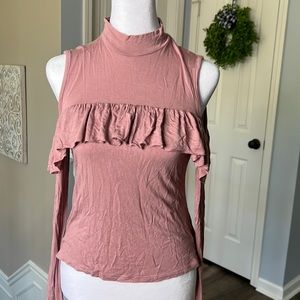 Shoulder Cut-Out Top